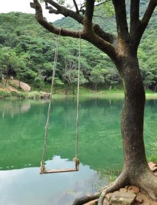 新山夢湖